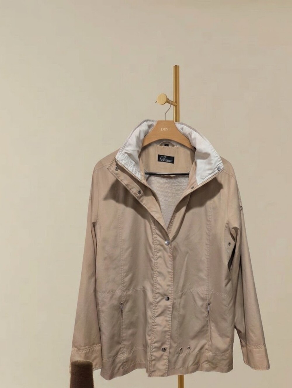 Women's Light Beige Rain Jacket Pockets, Hidden Hoodie Eur 40